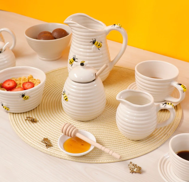 Jarra de Porcelana Bee 800ml 🐝✨
